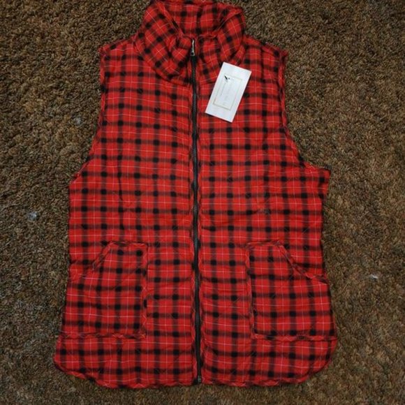 Women's small buffalo plaid quilted Vest - Picture 1 of 1